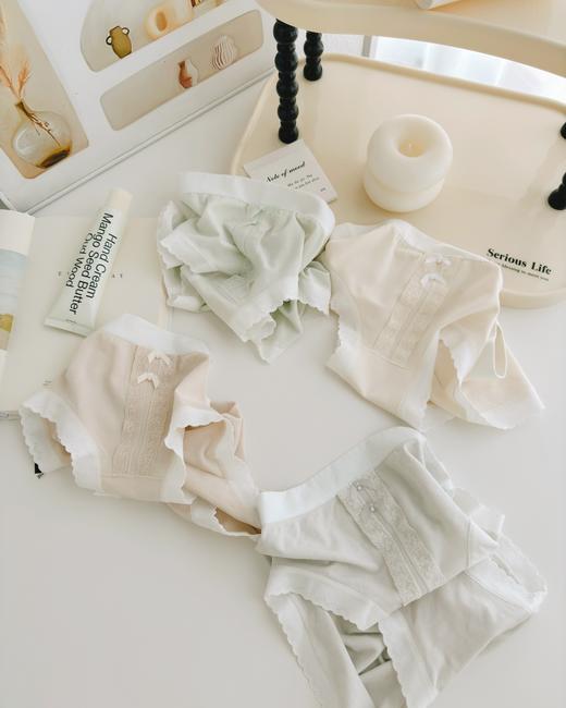 甜美萝莉蕾丝舒适透气中腰内裤女士高弹裸感蚕丝抗菌三角裤头9795 商品图1