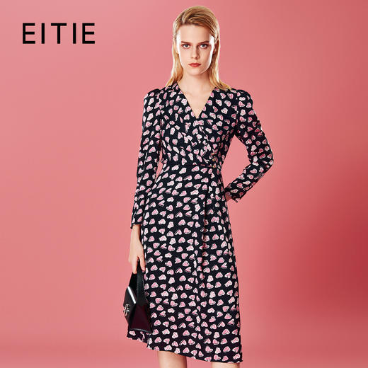 EITIE爱特爱V领收腰显瘦气质印花连衣裙秋季新款7907621 商品图1