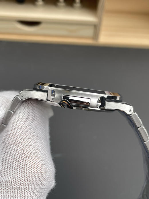 WY-3K鹦鹉螺推出升级原版机无噪音刻字版。详细升级解读:1.升级机芯全部精雕刻字，清晰不磨损，纹理做到。2.升级自动陀片，采用瑞士精密轴承，业界史无前例的安装陀片 商品图9