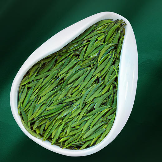 五粮液&川红茶业 林湖雀舌特级春茶嫩芽 宜宾早茶礼盒150g 商品图4