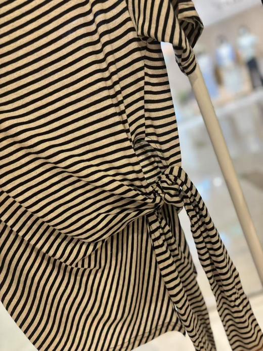 【门店同款】ENJOY夏季“都市漫游”侧绑带条纹T 163243517 商品图1