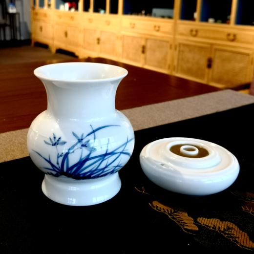 上诗 圈足鬲式带底托品香炉—青白瓷 商品图0