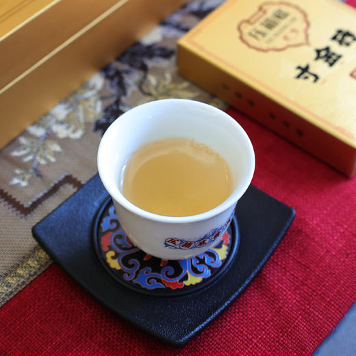 压箱底 寸金砖 2025班章普洱生茶 旺字礼盒版 300克/6砖/盒 商品图5