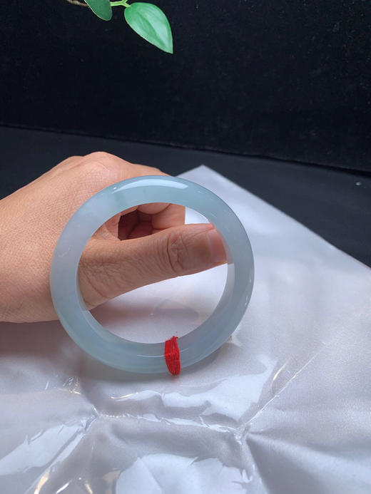 620623，56.8冰晴手镯，整条带淡淡的底色、清新干净、很秀气 商品图5