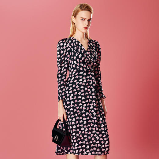 EITIE爱特爱V领收腰显瘦气质印花连衣裙秋季新款7907621 商品图7