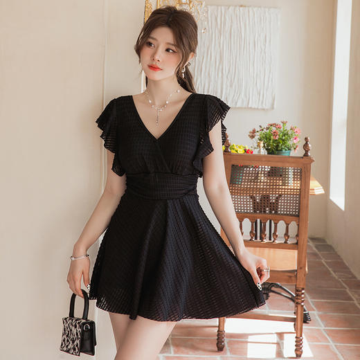 【下单送泳帽❗高级感纯欲风泳衣】清凉一夏，夏季性感“小心机” 新款纯欲风性感，保守显瘦遮肚，连体裙式游泳装L 商品图2