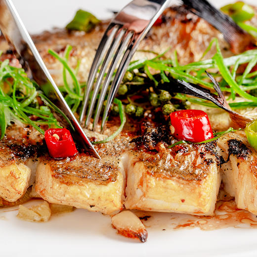 海蛋蛋烤鱼套餐 青花椒烤海鲈650g*1盒+马蹄虾饼180g*1盒 商品图3