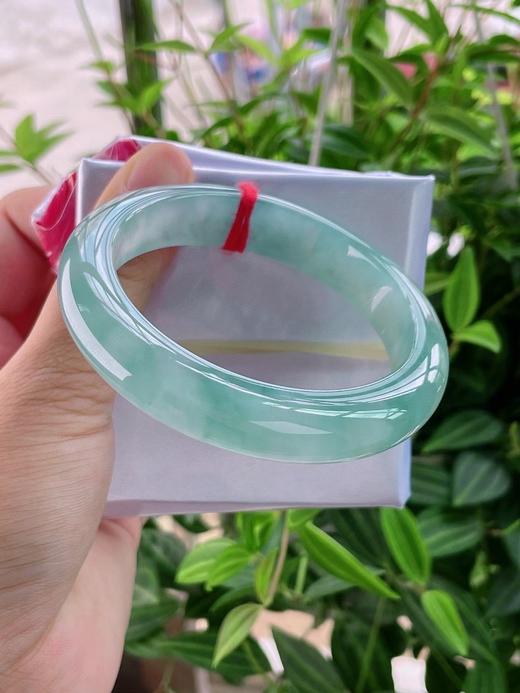 57正圈翡翠手镯 商品图3