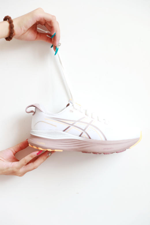 主打金粉色，更轻更具弹力！！轻量马拉松户外透气跑步鞋C072858 商品图11