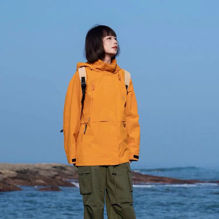“奥莱撤柜1.8折抢瑞士军工”SWISS MILITARY刘亦菲同款情侣户外上衣 SW3518