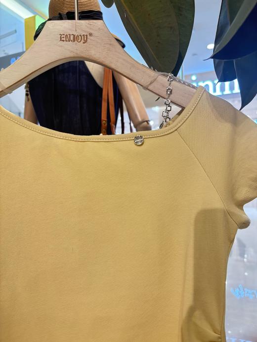 【门店同款】ENJOY夏季斜肩链条上衣 162847087 商品图3