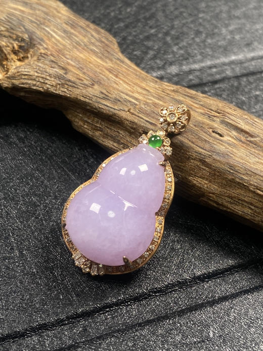 【FC0069】18K金镶嵌翡翠紫罗兰葫芦吊坠 玉质温润 庄厚饱满优雅大气 商品图2