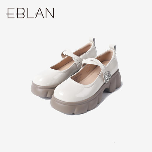 2楼伊伴秋季新款女鞋单鞋B24405701 商品图4