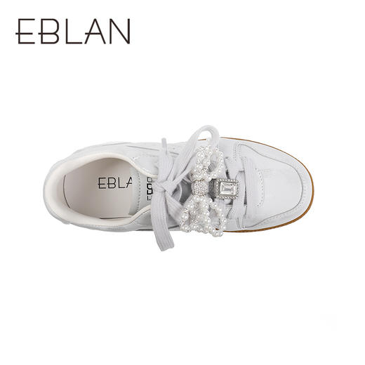 2楼伊伴2025年秋季低跟运动鞋橡胶大底防滑配饰装饰单鞋B25451502 商品图2