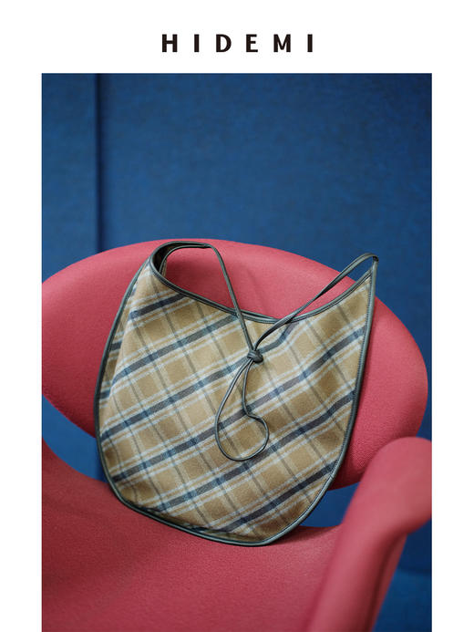 HIDEMI 极简色织格纹拉绒经典月牙包 商品图0