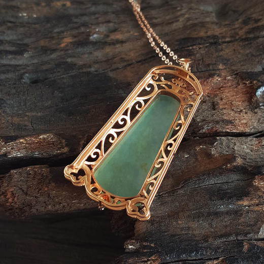 【天然正品】A货翡翠AU750玫瑰金镶钻镶天然细腻冰种飘蓝花平安无事牌翡翠吊坠项链46.1*21.6*11.0MM（皆取最大值）女士现售价：3980！150725TJ09 商品图4