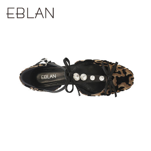 2楼伊伴2025年夏季潮流新款女凉鞋B25268310 商品图2