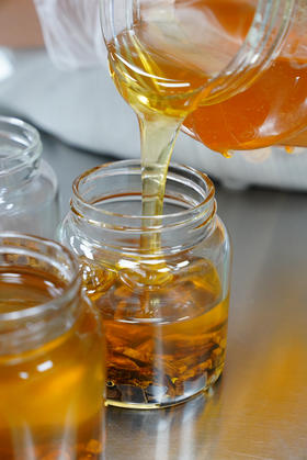 8年天字高丽参蜜（新疆野花/沙枣蜜）