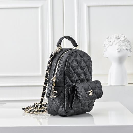 香奶奶   24p  早春度假系列   银扣链条    背包双肩包  女款  黑色（HH） 商品图1