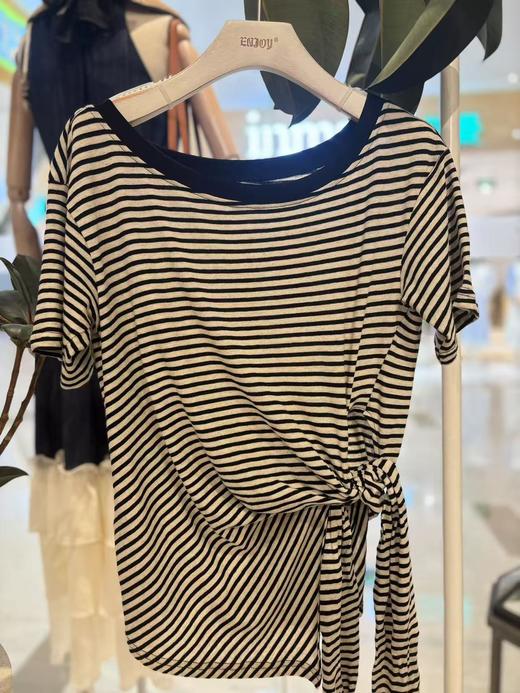 【门店同款】ENJOY夏季“都市漫游”侧绑带条纹T 163243517 商品图0
