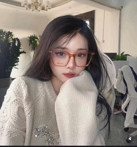 【7月29日下午14:00 秒杀】稀罕物 还是去年还是前面有卖过一款 今年再多出来一些尾货 女款超轻防蓝光平光架 小香家的 小羊皮编织链镜腿 近视眼镜架/镜框 商品图6