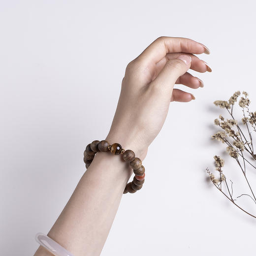 xy0484沉香+南红虎睛石手串 商品图9