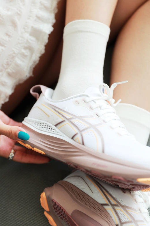 主打金粉色，更轻更具弹力！！轻量马拉松户外透气跑步鞋C072858 商品图0