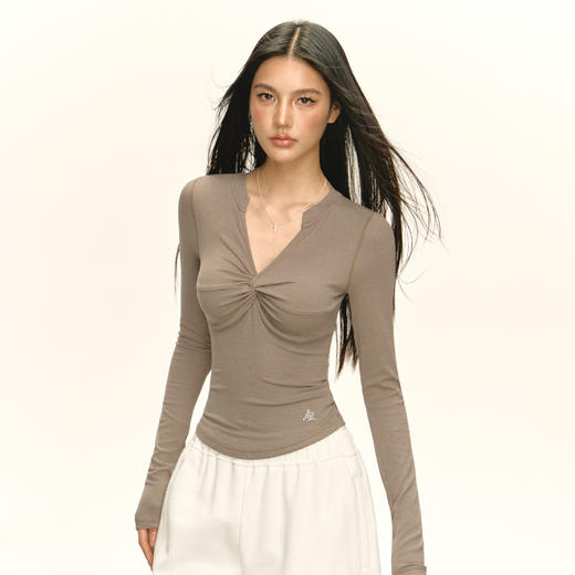 Ariseism 美式复古设计感长袖T恤女秋季新款辣妹修身上衣 商品图3