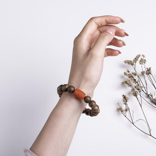 xy0487沉香+南红寿字大桶珠手串 商品图9
