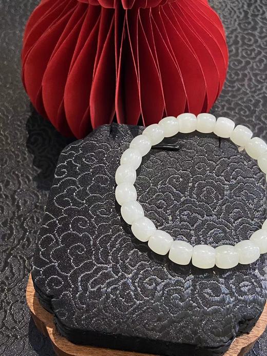 【于田产和田玉白玉7*8直切手串】出证书，发货1~5天，48小时鉴赏期 商品图3