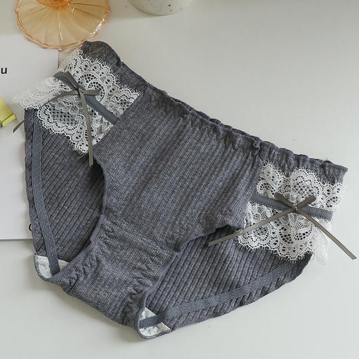 【3条装更划算】蝴蝶结无痕纯棉少女内裤  日系蕾丝蝴蝶结内裤✨低腰冰丝触感，性感无痕更贴心！快来解锁你的甜美魅力吧💕 商品图6