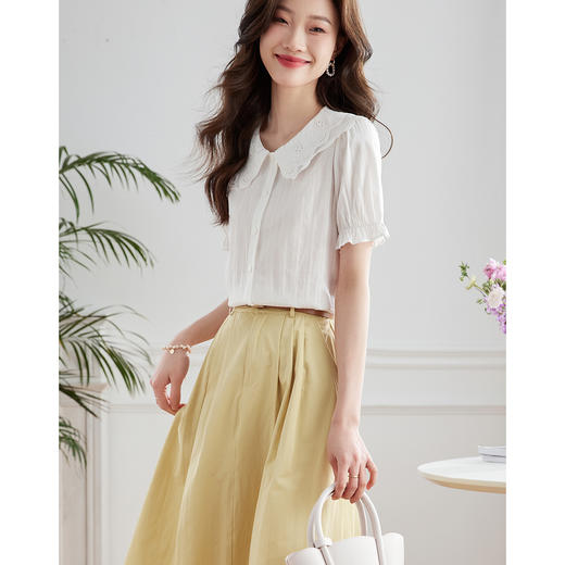 【专属特价】熙世界肌理感衬衫女夏2025新款法式小众镂空花边双层领泡泡袖上衣 商品图2