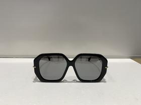 THELIOS 芬迪 太阳眼镜女  FE40173F5601C-F【不退不换，介意勿拍】