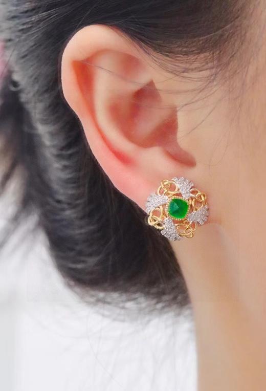 1.5ct糖塔祖母绿耳钉 商品图4