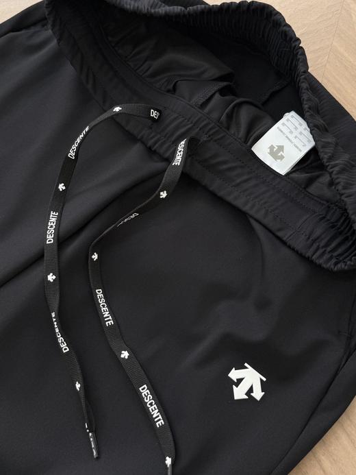 点此购买 迪桑特夏季女士户外运动休闲速干长裤 37 325558 商品图8