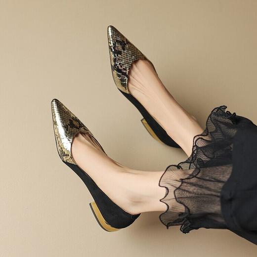 【预售5天】低跟尖头单鞋女洋气百搭设计感蛇纹软底浅口瓢鞋SY&G6001A 商品图3