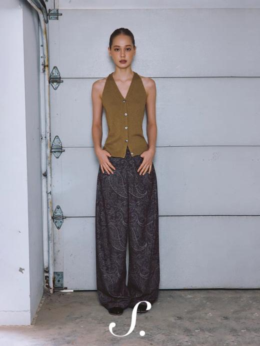 shyshystill/shy202502034/无袖小版型天丝透气感呼气针织马甲 商品图1