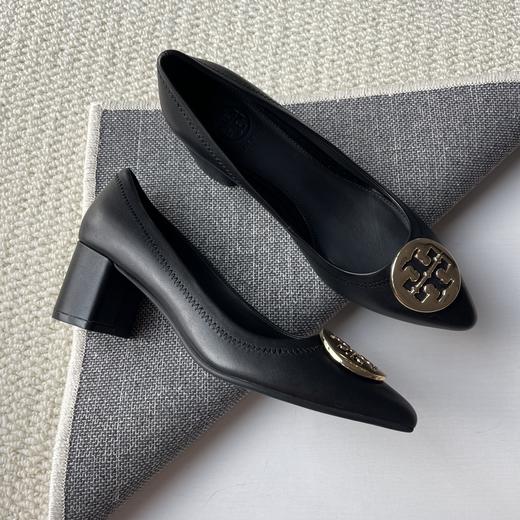 点此购买 TB托里伯奇女士经典尖头中跟女鞋 dx 325584 商品图7