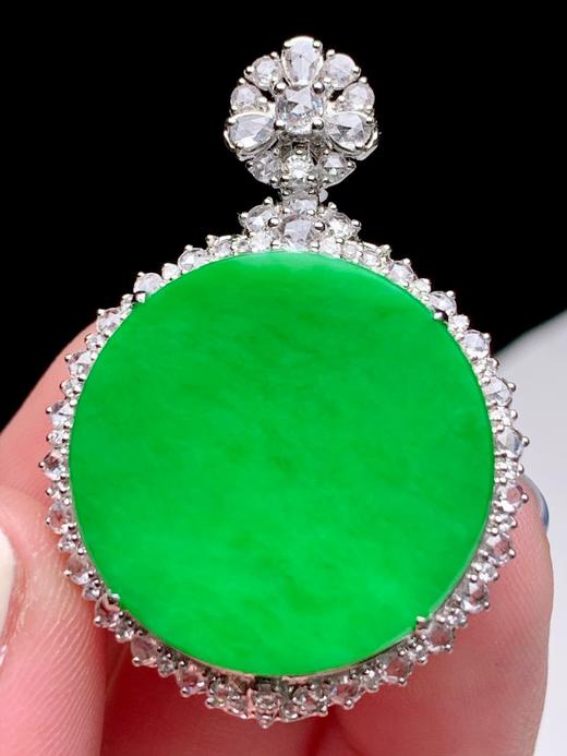 圆牌翡翠吊坠 商品图4