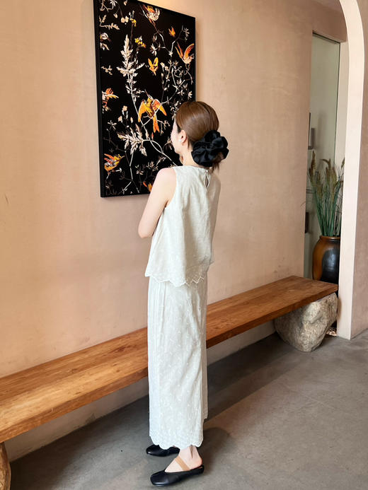 2507503    雏菊刺绣长裙套装（上衣+裙子） 商品图4