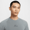 Nike耐克Pro Training Dri-FIT 男子速干短袖训练上衣HV0410-084 商品缩略图2