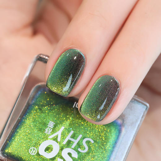 【美甲好物丨舒羞SOSHY免烤猫眼指甲油两瓶组合装】质地润滑易涂，光泽度强，免烤不伤甲，色泽通透，高级又轻奢，爱做美甲的仙女们的必备款 商品图3