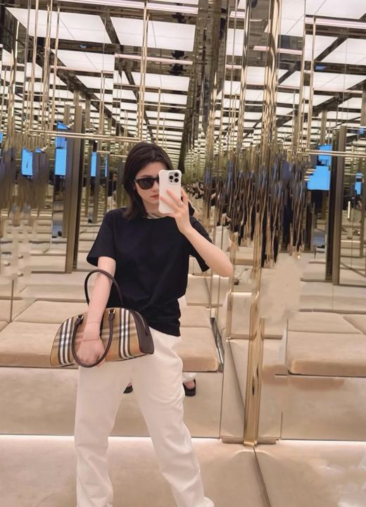 巴宝莉  Highlands格纹保龄球包（EJ*MM） 商品图7