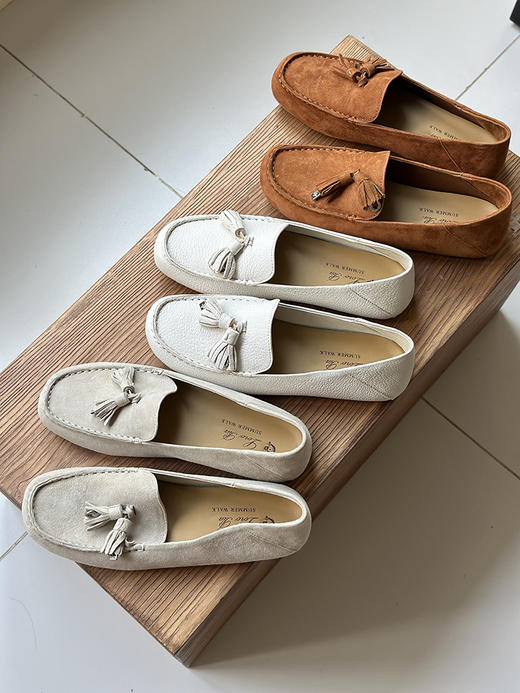 现货 THS-限时 LP家 羊京皮女士莫卡辛鞋 吊饰流苏配饰乐福鞋 3色 BZ1255 商品图2