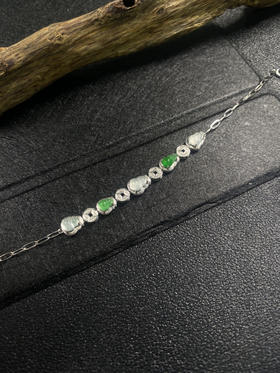 【FC0086】18K金镶嵌翡翠阳绿+白冰葫芦手链 玉质细腻 莹光起胶 款式精美