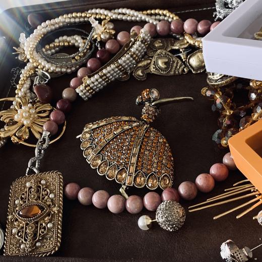 “圆舞曲“复古胸针 商品图2