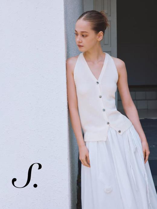 shyshystill/shy202502034/无袖小版型天丝透气感呼气针织马甲 商品图0