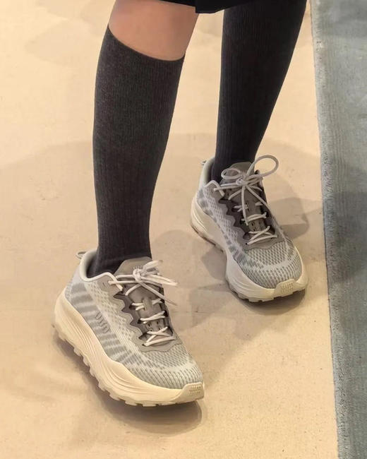 现货 THS-限时 缪家 夏季科技飞织网面透气运动鞋 3色 BZ1254 商品图1