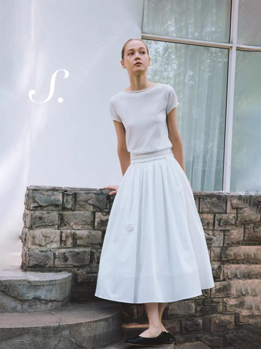 shyshystill/shy202504020/立体花朵装饰纯棉A字半裙 商品图2