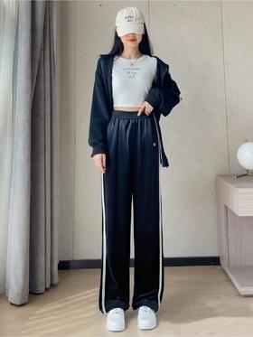 7.30秒杀~NO退【超值特卖】藏青垂顺拼白条休闲女裤-喜出